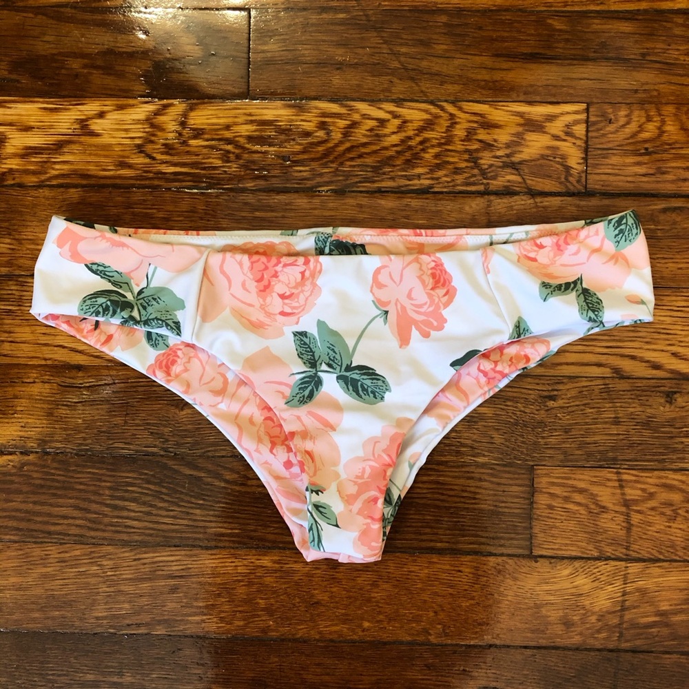 Show Me Your Mumu Hangten Hispter Bottom Rose